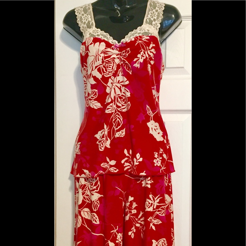 Vintage Ambrielle Intimates 2 PC red hot pink set!